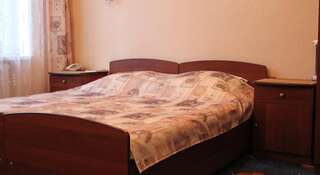 Гостиница Gloriya Камышин Небольшой двухместный номер с 1 кроватью или 2 отдельными кроватями-8